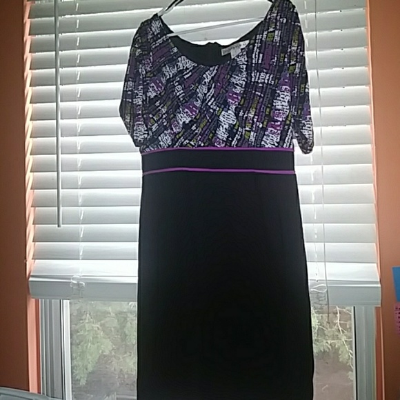 Black dress with multicolored top. - Picture 1 of 1